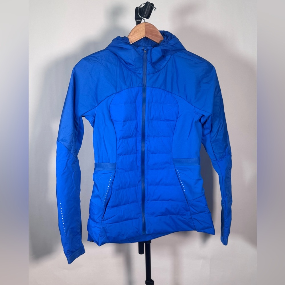 NWOT Lululemon Down for It All Jacket Pipe Dream Blue ! - Picture 6 of 9